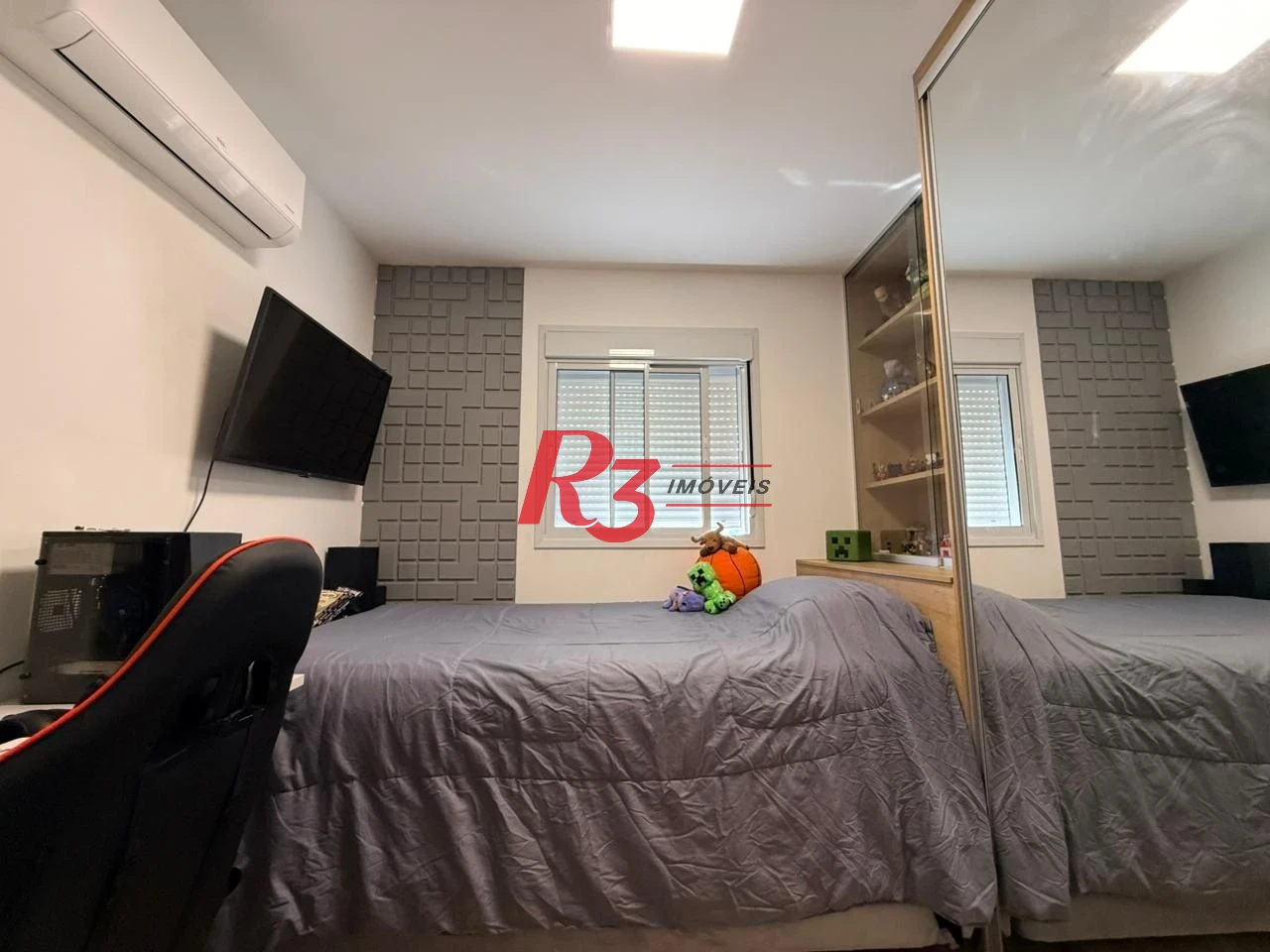 Apartamento com 2 dormitórios à venda, 86 m² por R$ 1.350.000,00 - Ponta da Praia - Santos/SP