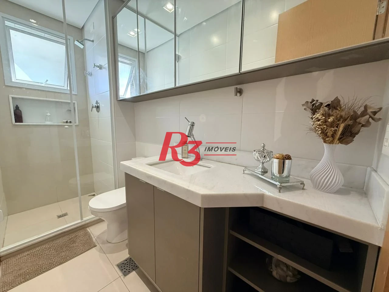 Apartamento com 2 dormitórios à venda, 86 m² por R$ 1.350.000,00 - Ponta da Praia - Santos/SP