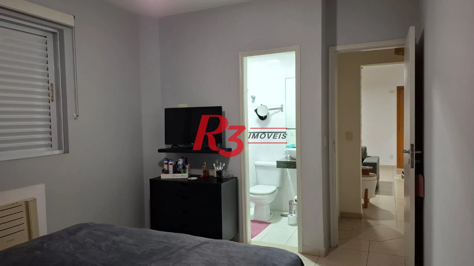 Apartamento com 2 dormitórios à venda, 82 m² por R$ 540.000,00 - Gonzaga - Santos/SP