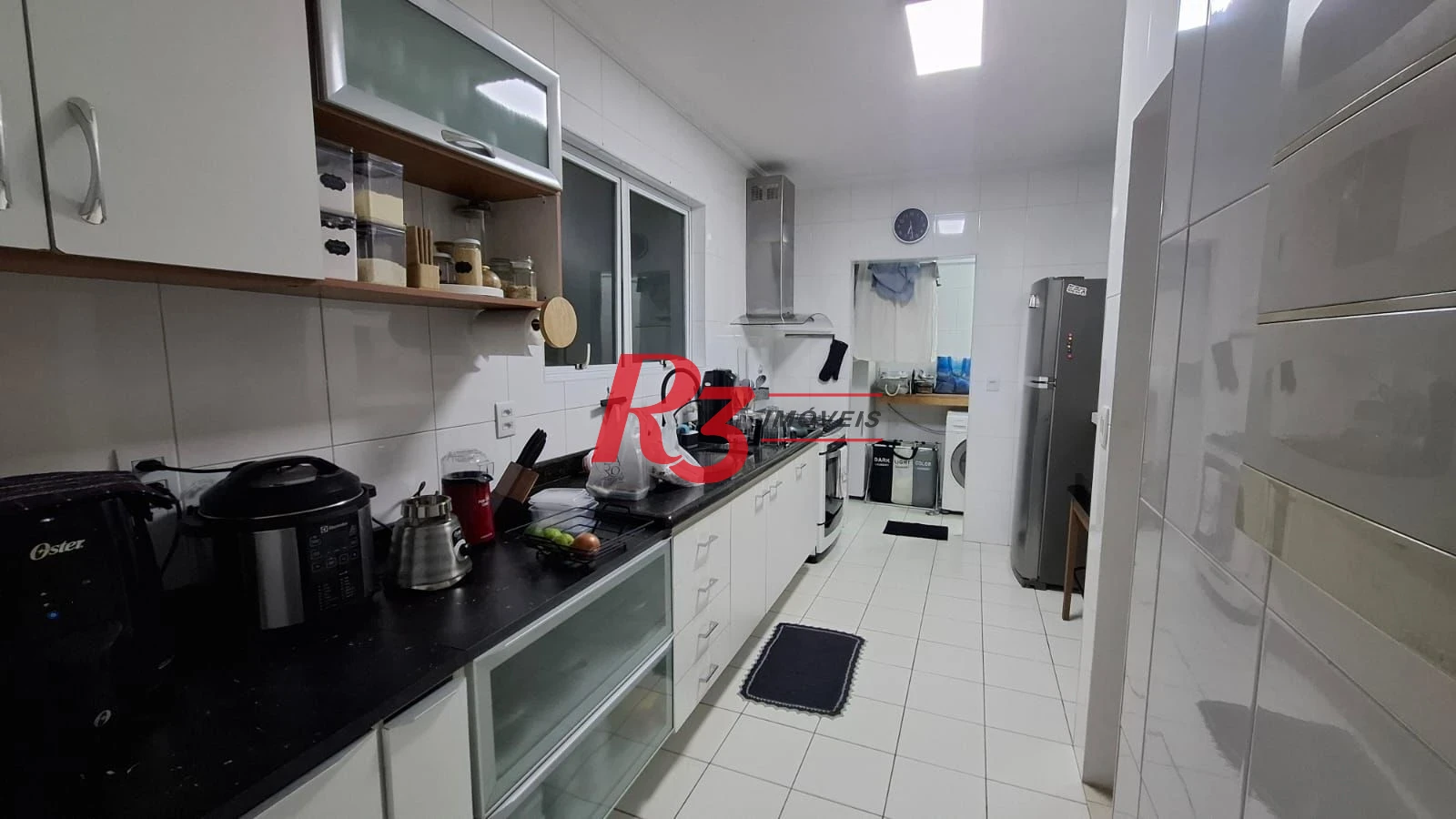 Apartamento com 2 dormitórios à venda, 82 m² por R$ 540.000,00 - Gonzaga - Santos/SP