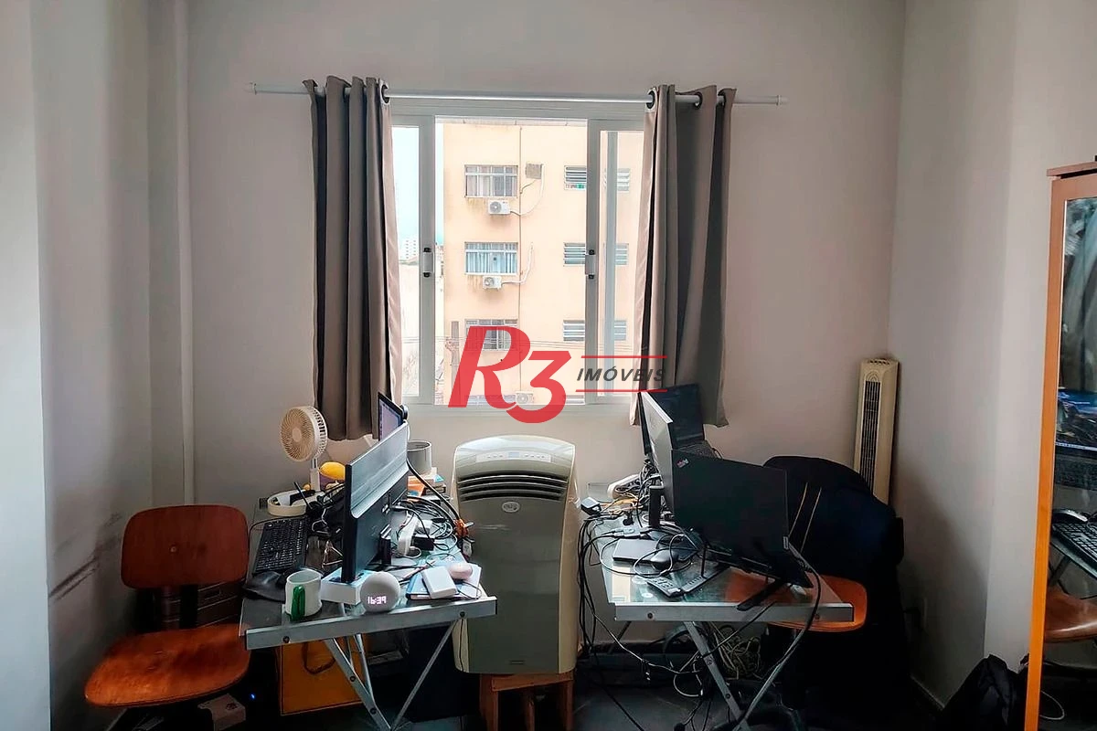 Apartamento com 2 dormitórios à venda, 46 m² por R$ 380.000,00 - Embaré - Santos/SP