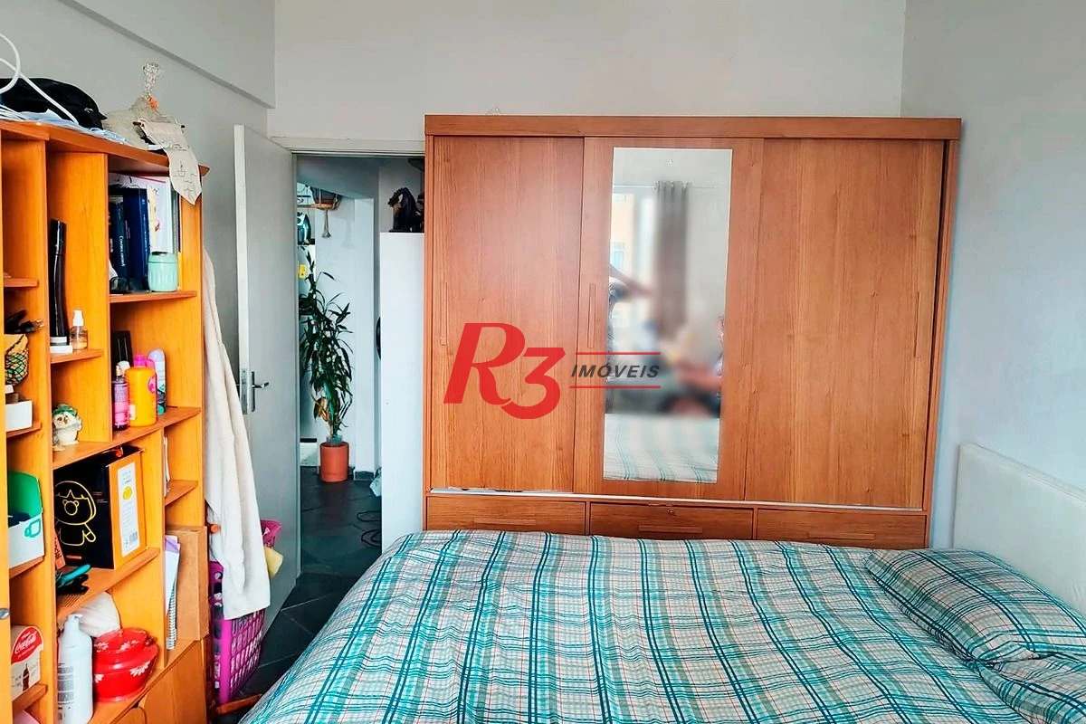 Apartamento com 2 dormitórios à venda, 46 m² por R$ 380.000,00 - Embaré - Santos/SP