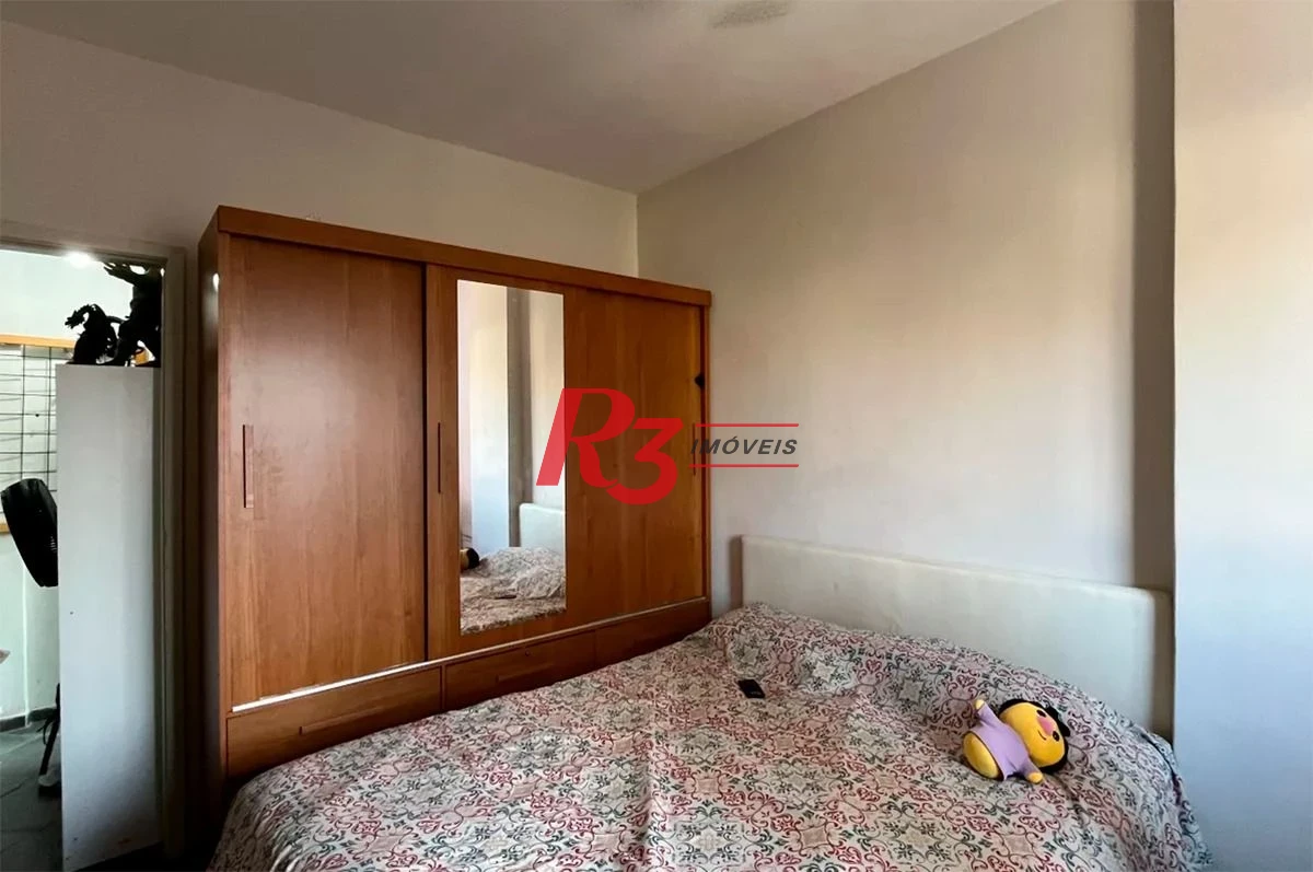 Apartamento com 2 dormitórios à venda, 46 m² por R$ 380.000,00 - Embaré - Santos/SP