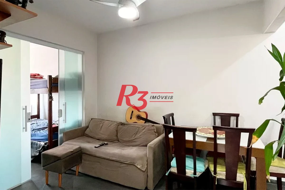 Apartamento com 2 dormitórios à venda, 46 m² por R$ 380.000,00 - Embaré - Santos/SP