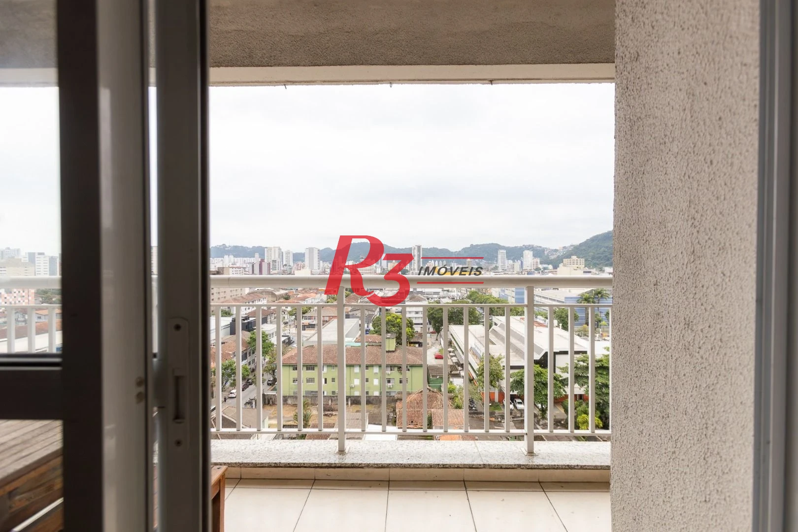 Apartamento com 2 dormitórios à venda, 66 m² por R$ 511.000,00 - Vila Matias - Santos/SP