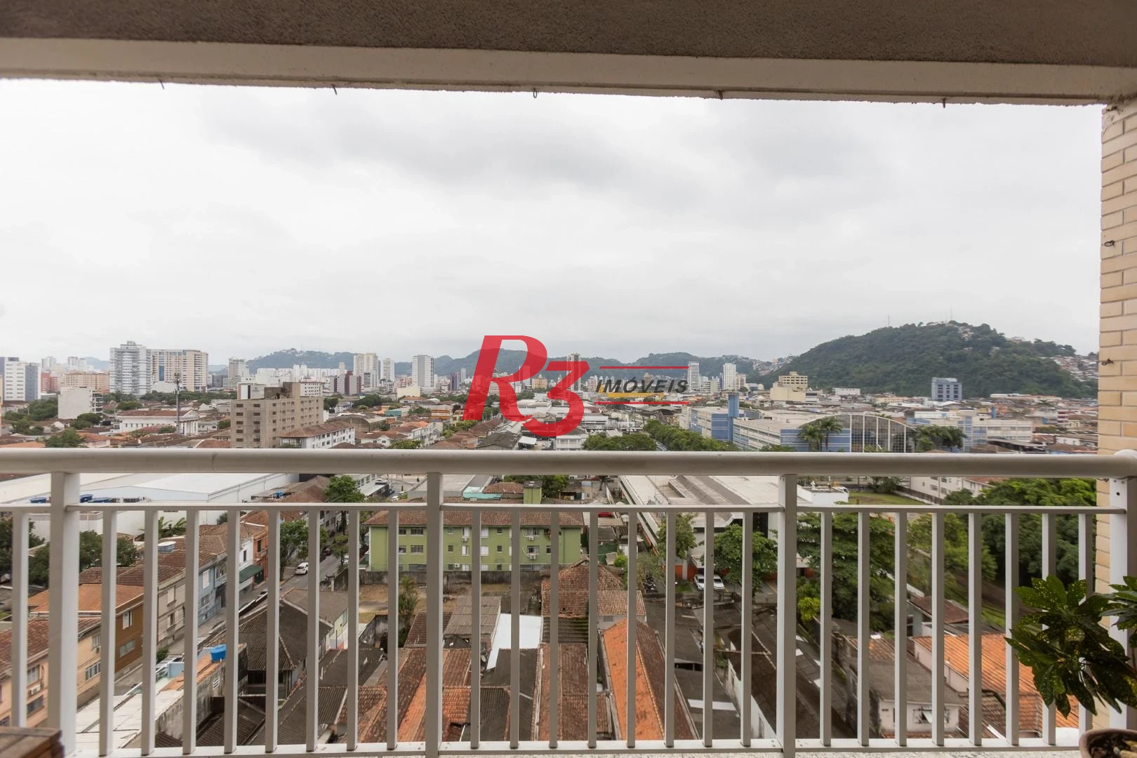 Apartamento com 2 dormitórios à venda, 66 m² por R$ 511.000,00 - Vila Matias - Santos/SP