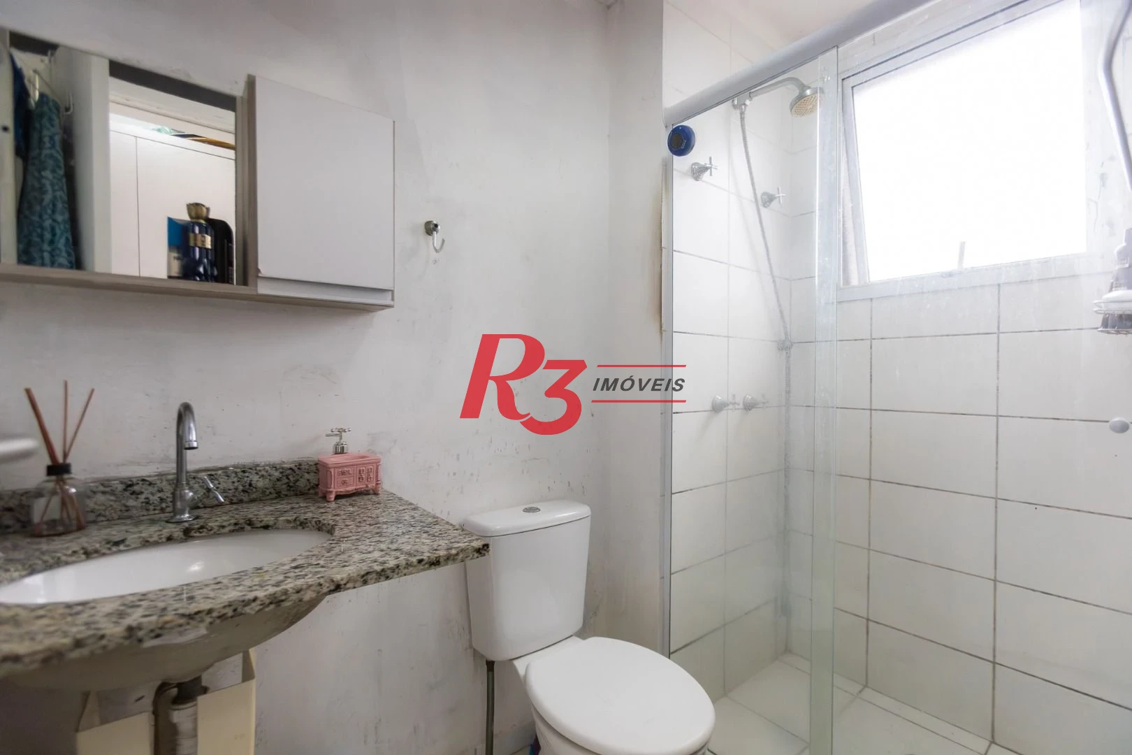 Apartamento com 2 dormitórios à venda, 66 m² por R$ 511.000,00 - Vila Matias - Santos/SP