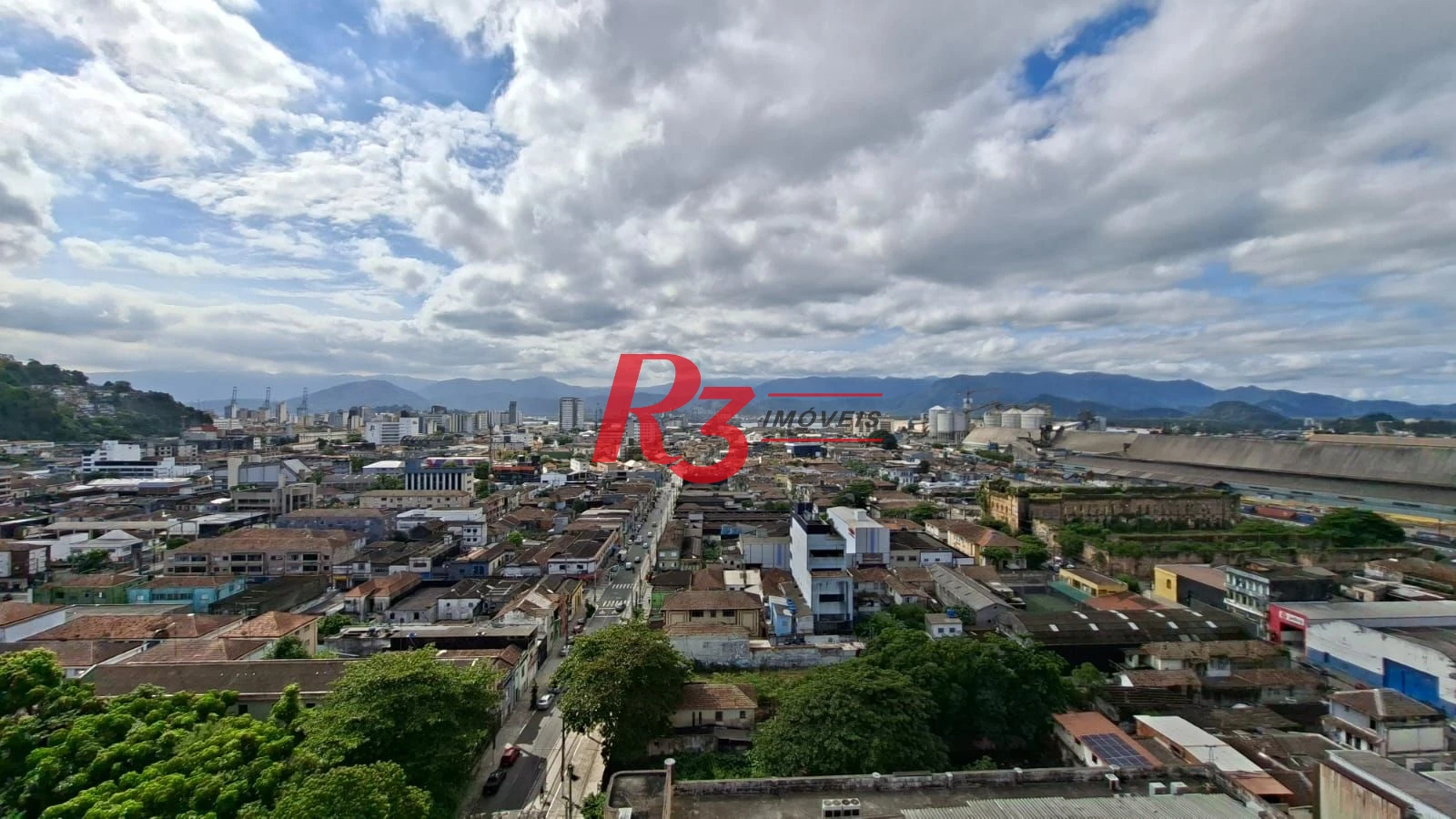 Sala para alugar, 42 m² por R$ 3.000,00/mês - Vila Matias - Santos/SP