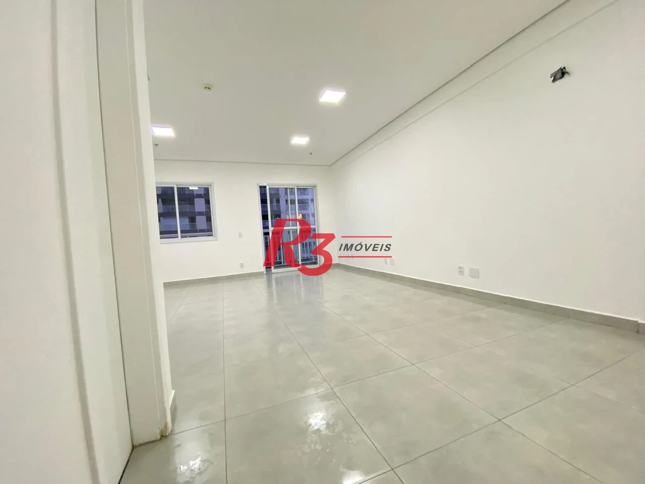 Sala para alugar, 43 m² por R$ 3.000,00/mês - Vila Matias - Santos/SP