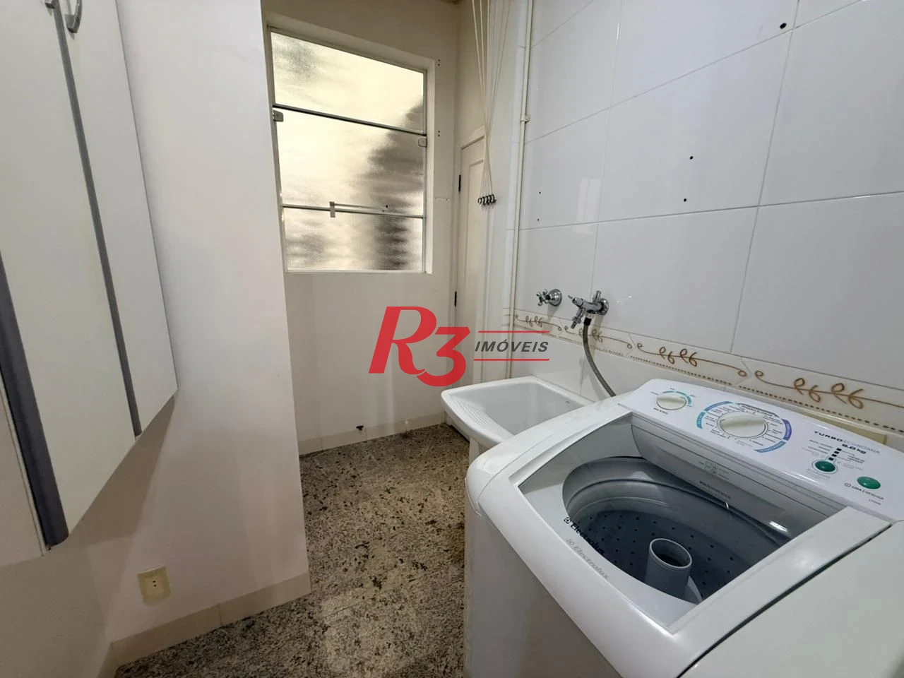 Apartamento com 2 dormitórios à venda, 133 m² por R$ 950.000,00 - Embaré - Santos/SP