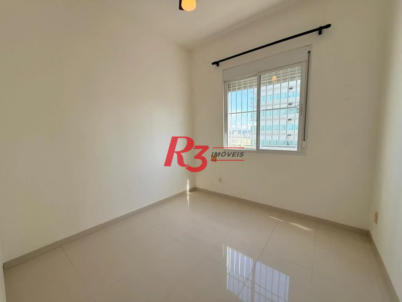 Apartamento com 2 dormitórios à venda, 133 m² por R$ 950.000,00 - Embaré - Santos/SP