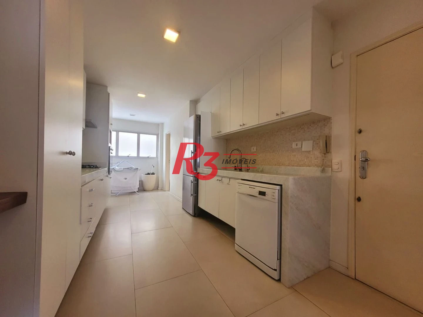 Apartamento com 2 dormitórios à venda, 117 m² por R$ 1.000.000,00 - Boqueirão - Santos/SP