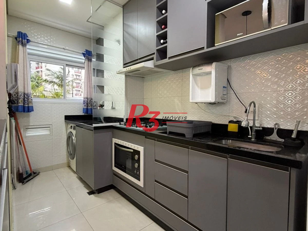 Apartamento com 2 dormitórios à venda, 46 m² por R$ 380.000,00 - Areia Branca - Santos/SP