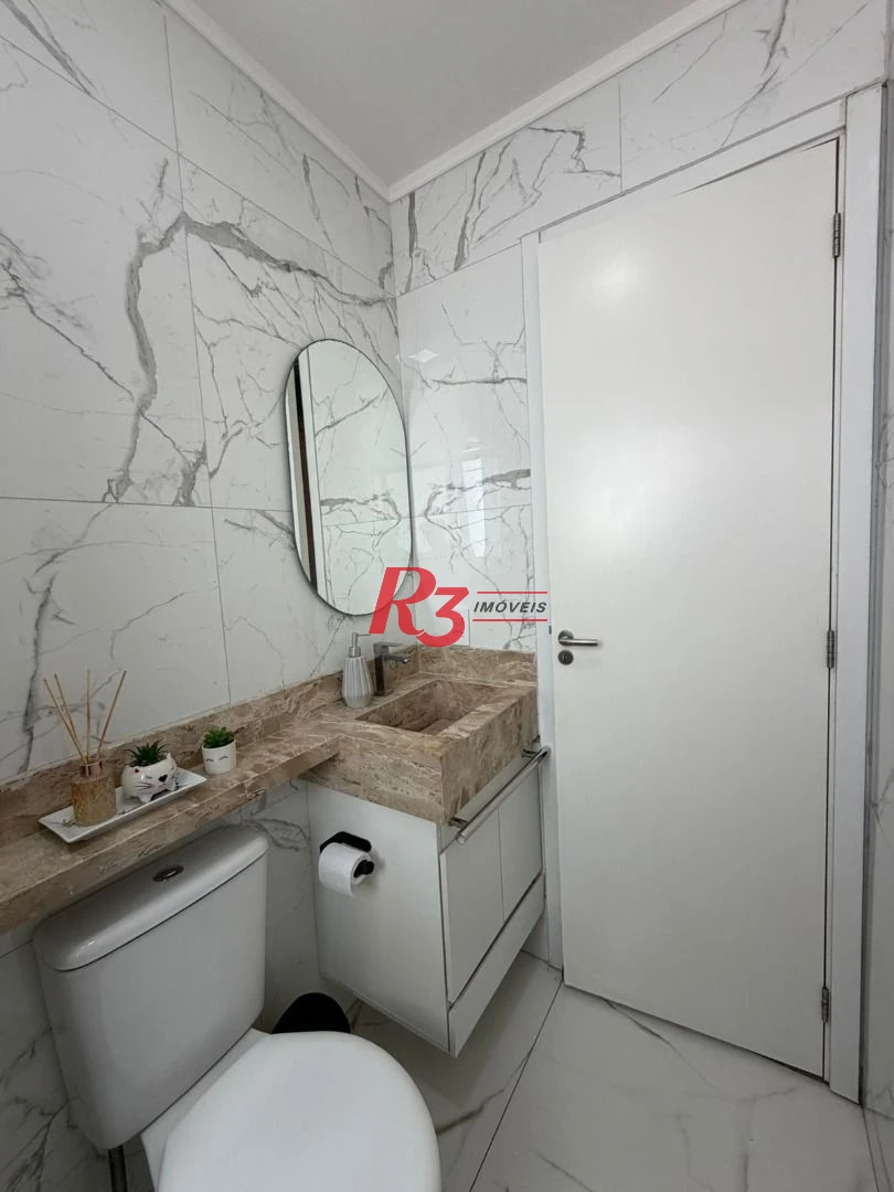 Apartamento com 2 dormitórios à venda, 46 m² por R$ 380.000,00 - Areia Branca - Santos/SP
