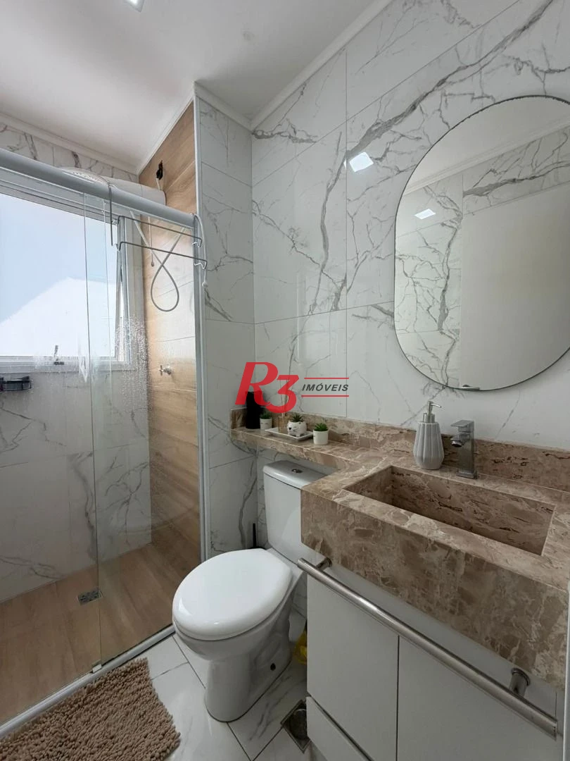 Apartamento com 2 dormitórios à venda, 46 m² por R$ 380.000,00 - Areia Branca - Santos/SP