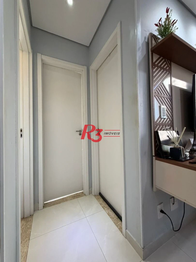 Apartamento com 2 dormitórios à venda, 46 m² por R$ 380.000,00 - Areia Branca - Santos/SP