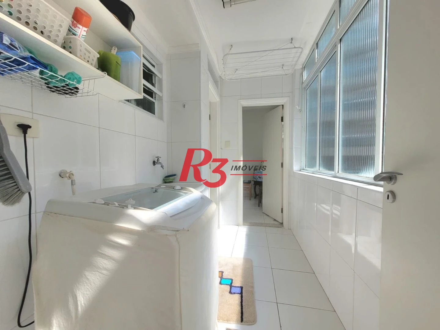Apartamento com 3 dormitórios à venda, 160 m² por R$ 1.285.000,00 - Gonzaga - Santos/SP