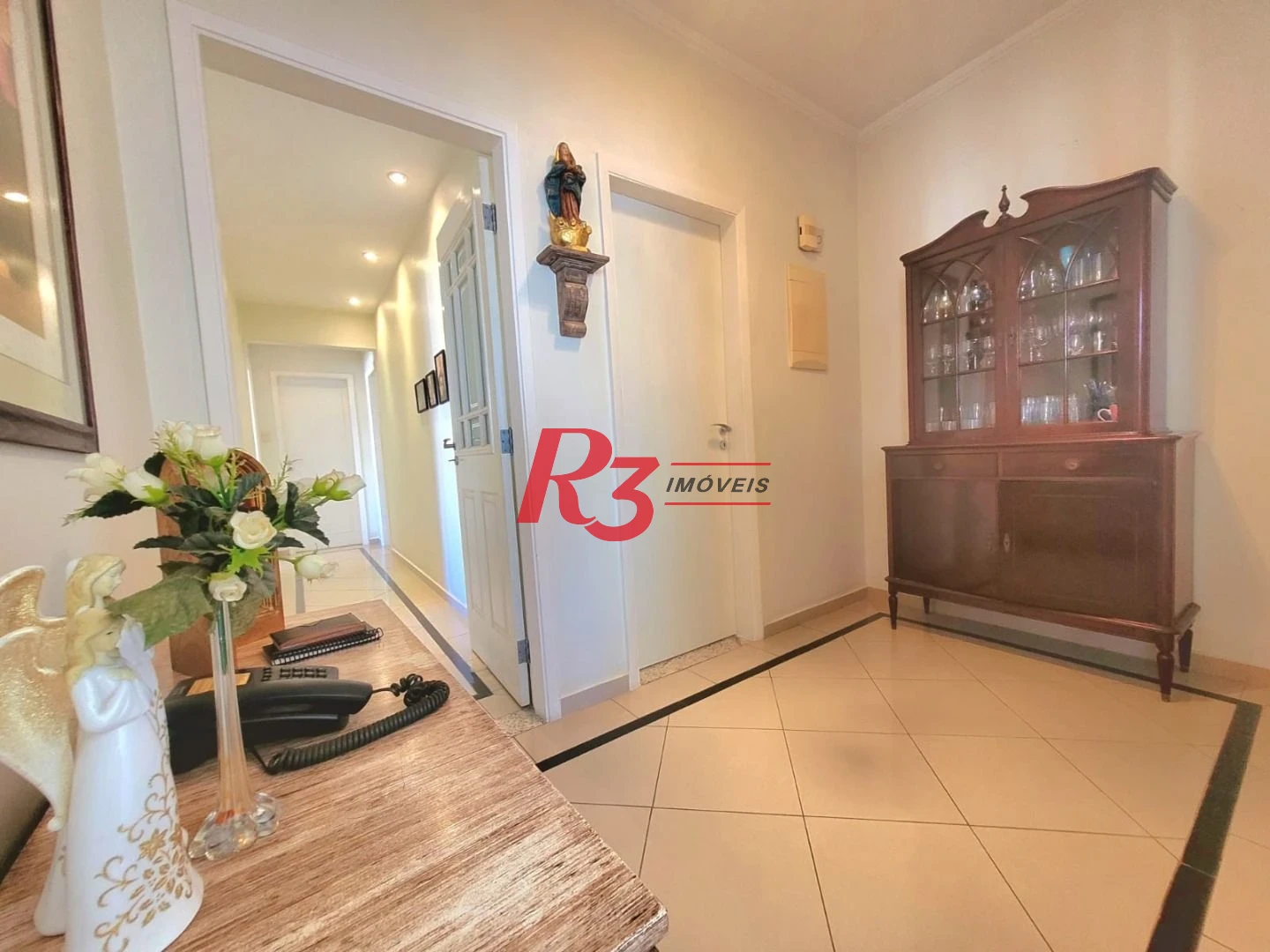 Apartamento com 3 dormitórios à venda, 160 m² por R$ 1.285.000,00 - Gonzaga - Santos/SP
