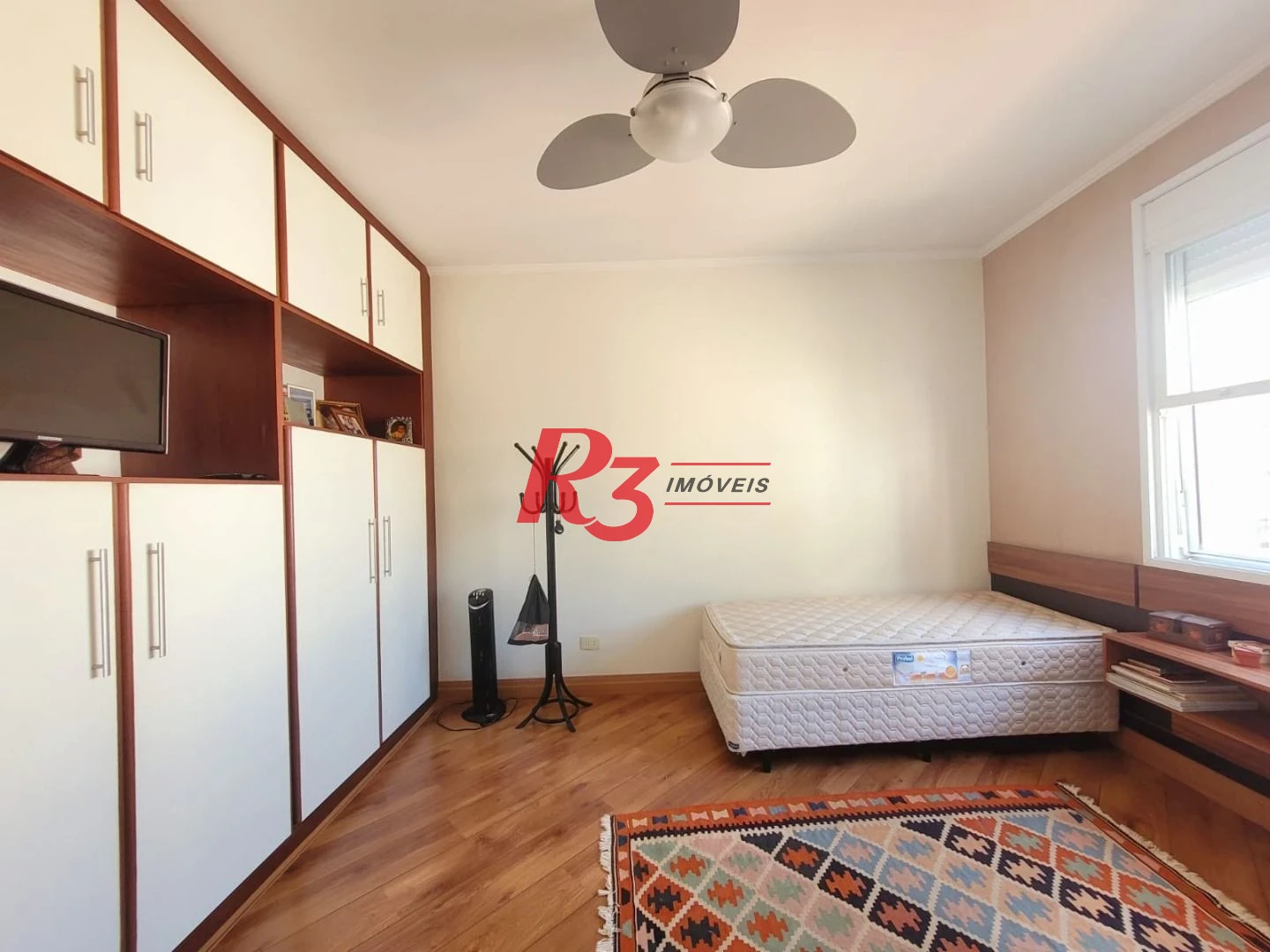 Apartamento com 3 dormitórios à venda, 160 m² por R$ 1.285.000,00 - Gonzaga - Santos/SP