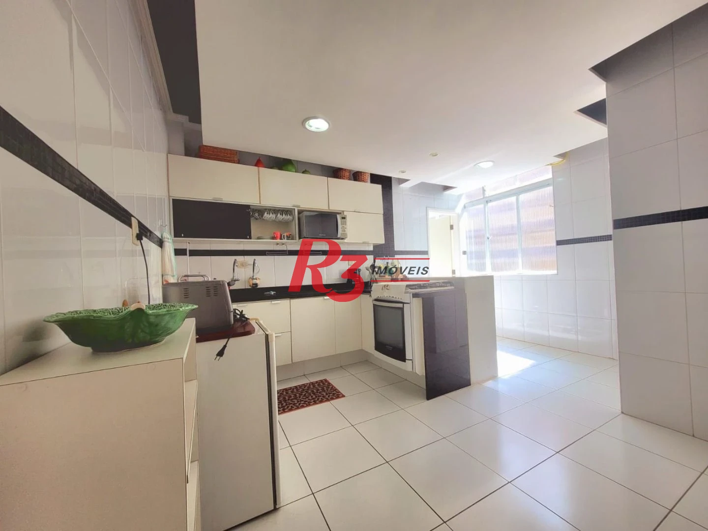 Apartamento com 3 dormitórios à venda, 160 m² por R$ 1.285.000,00 - Gonzaga - Santos/SP