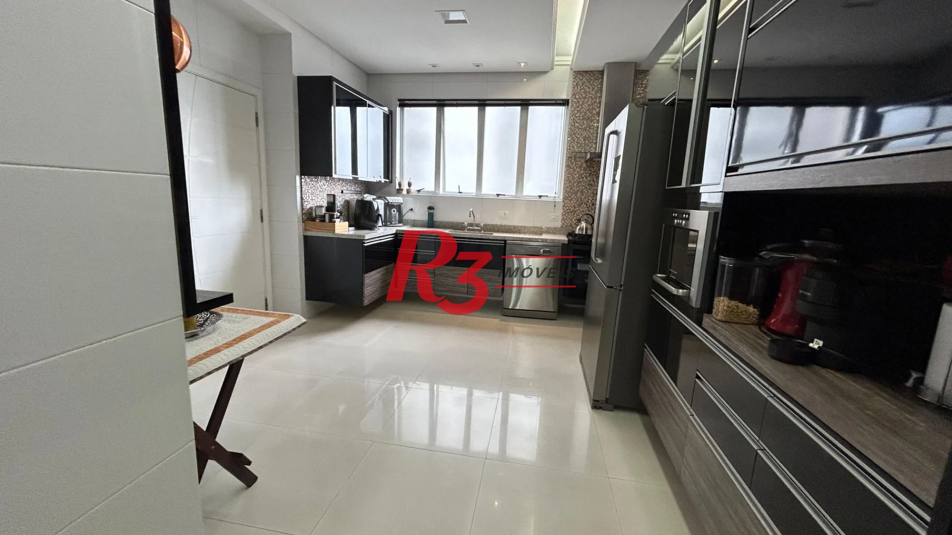 Apartamento com 3 dormitórios à venda, 204 m² por R$ 2.600.000,00 - Vila Rica - Santos/SP