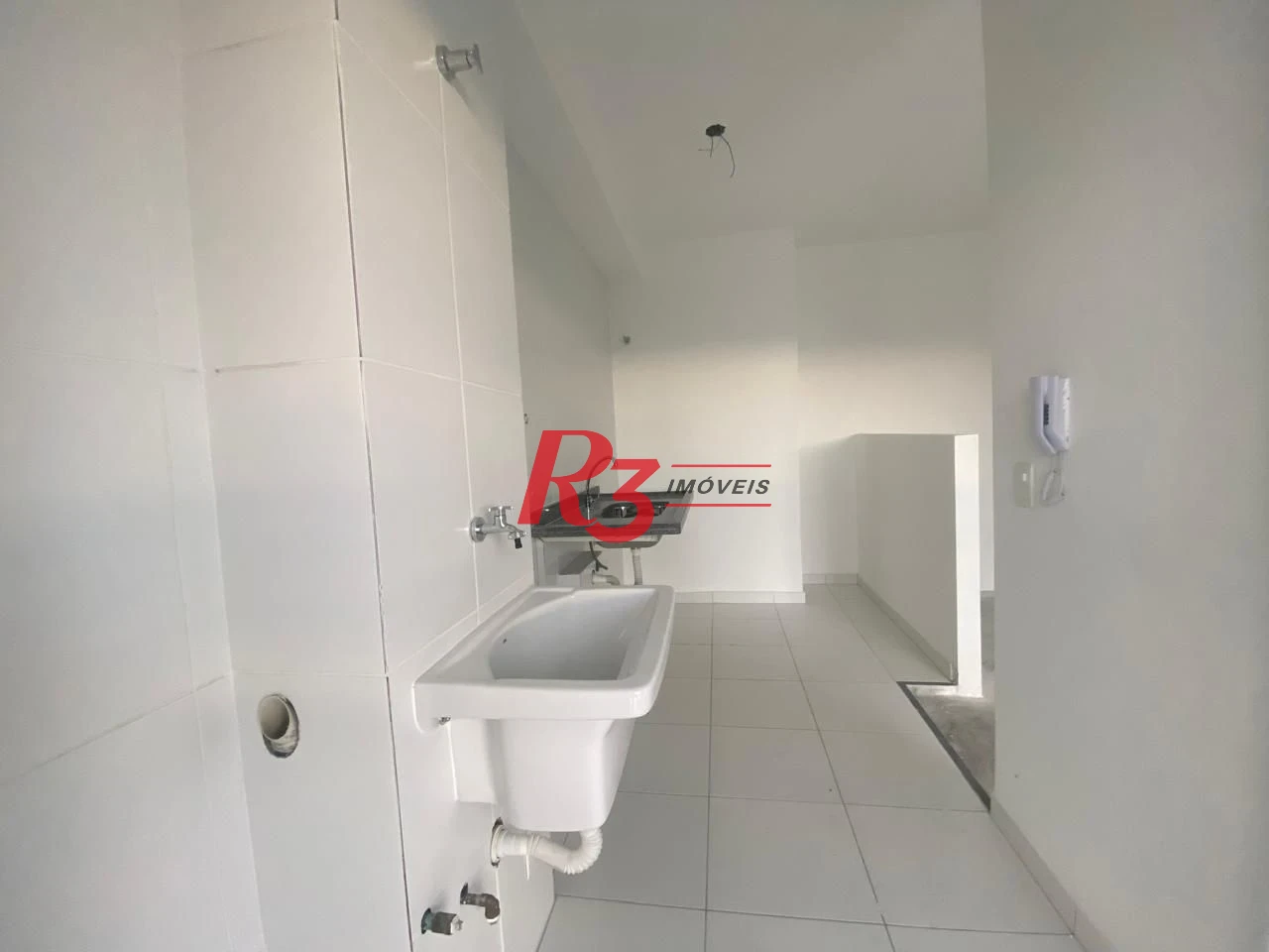 Apartamento com 2 dormitórios à venda, 52 m² por R$ 340.000,00 - Morro de Nova Cintra - Santos/SP