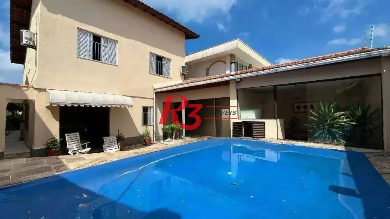 Casa com 3 dormitórios à venda, 280 m² por R$ 1.000.000,00 - Jardim Helena Maria - Guarujá/SP