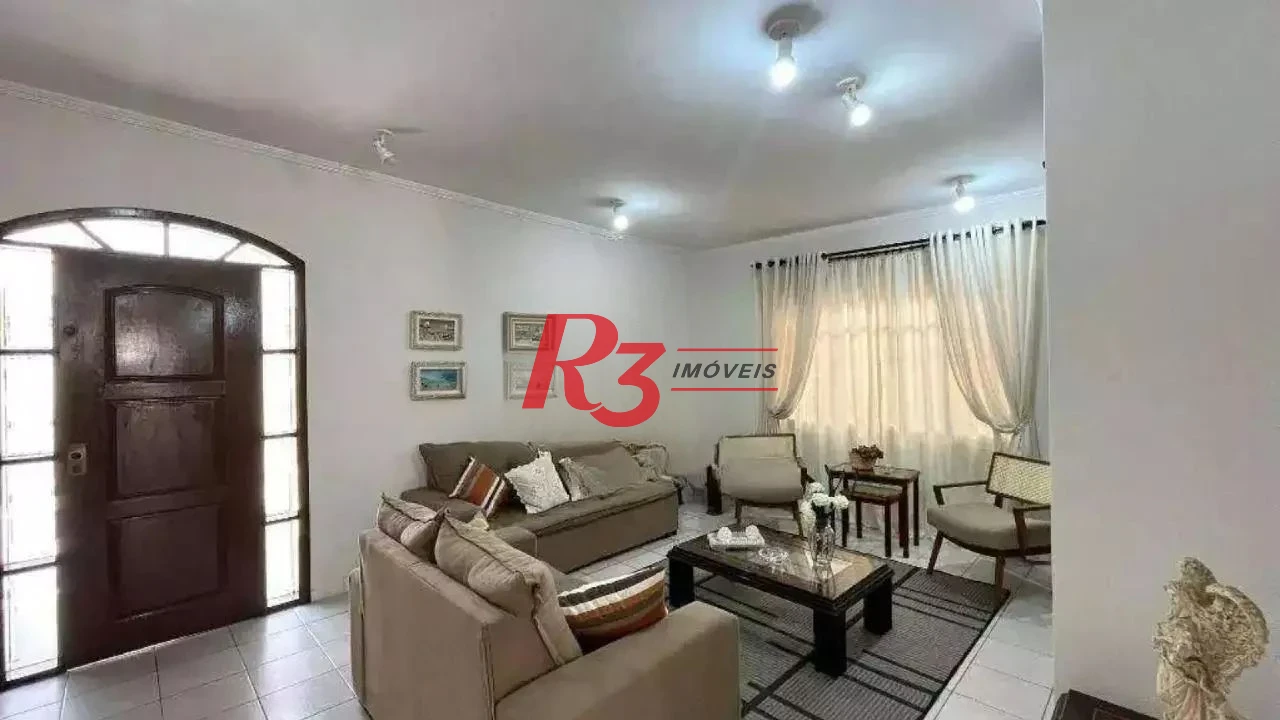 Casa com 3 dormitórios à venda, 280 m² por R$ 1.000.000,00 - Jardim Helena Maria - Guarujá/SP