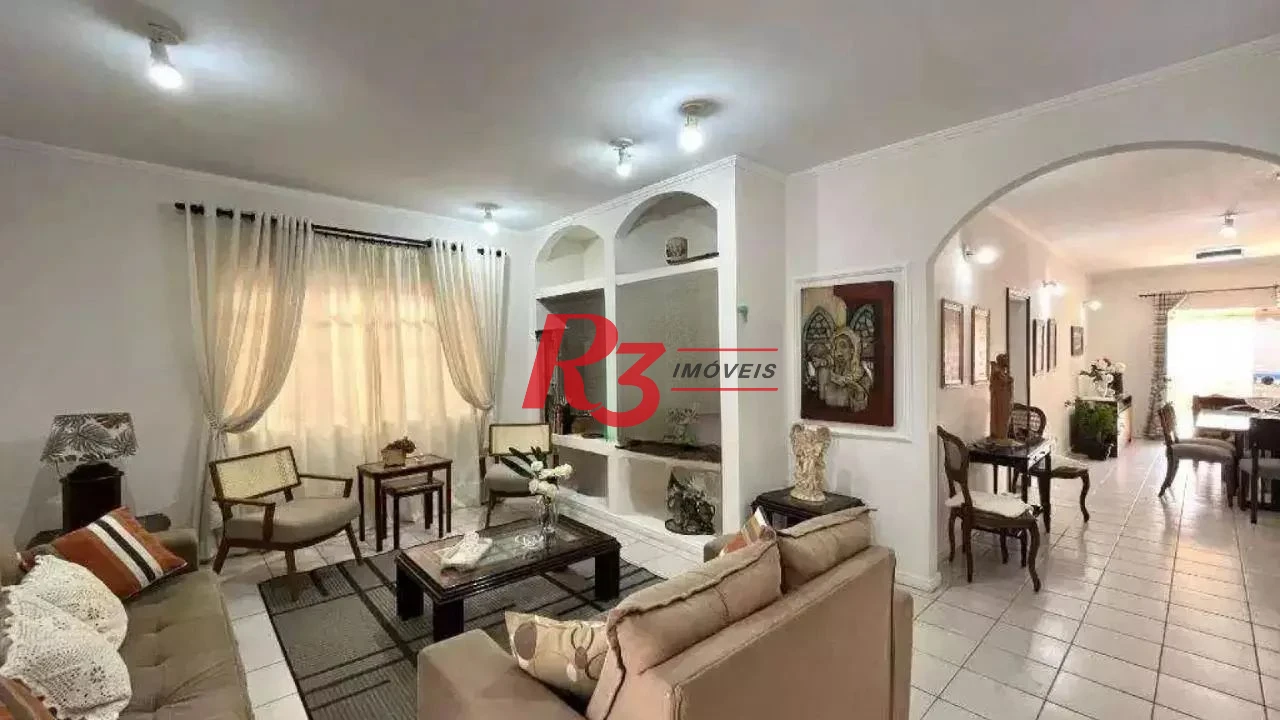Casa com 3 dormitórios à venda, 280 m² por R$ 1.000.000,00 - Jardim Helena Maria - Guarujá/SP