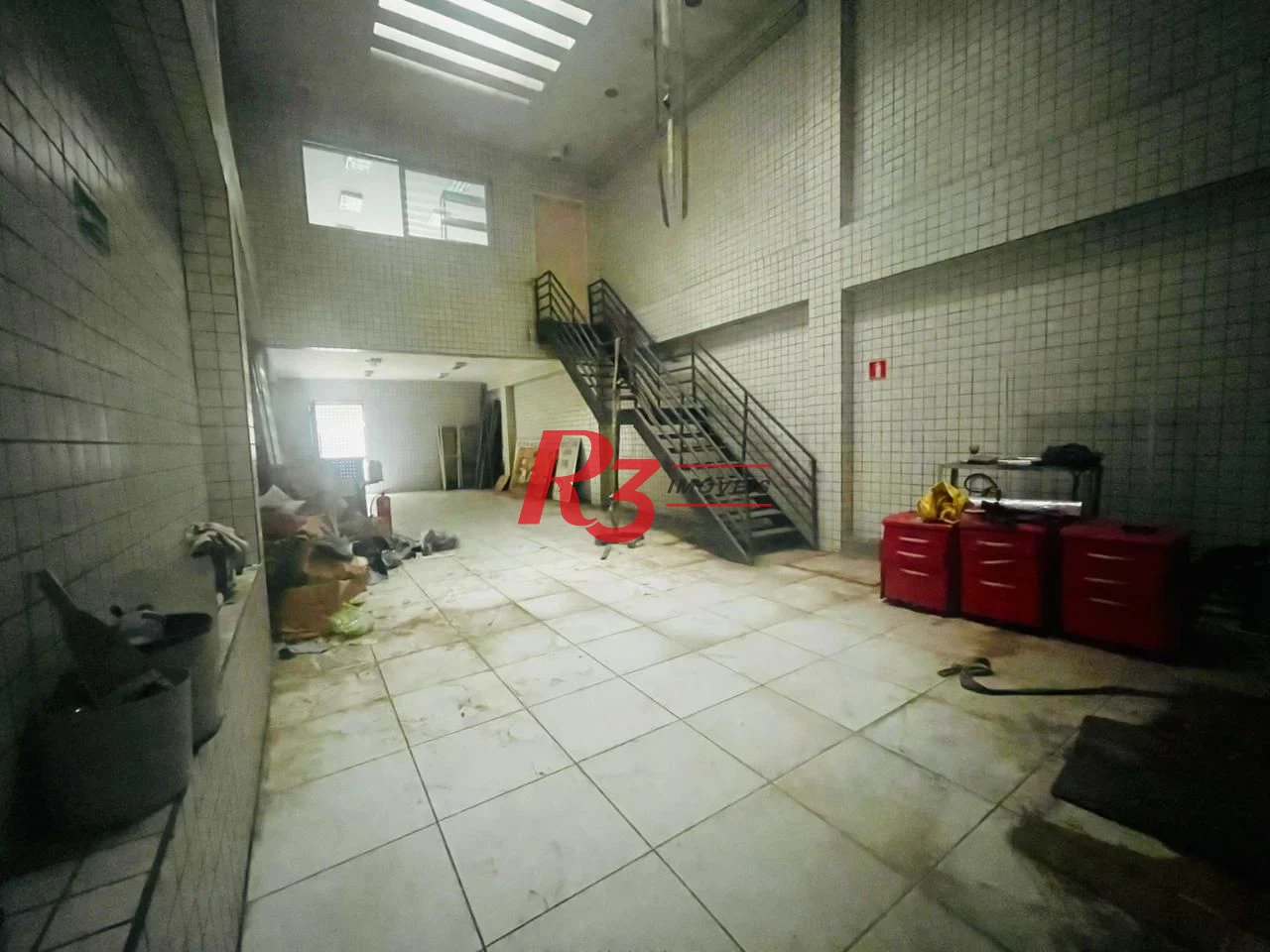 Prédio para alugar, 311 m² por R$ 10.586,63/mês - Paquetá - Santos/SP
