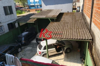 Sobrado com 2 dormitórios à venda, 303 m² por R$ 880.000,00 - Vila Nova - Cubatão/SP