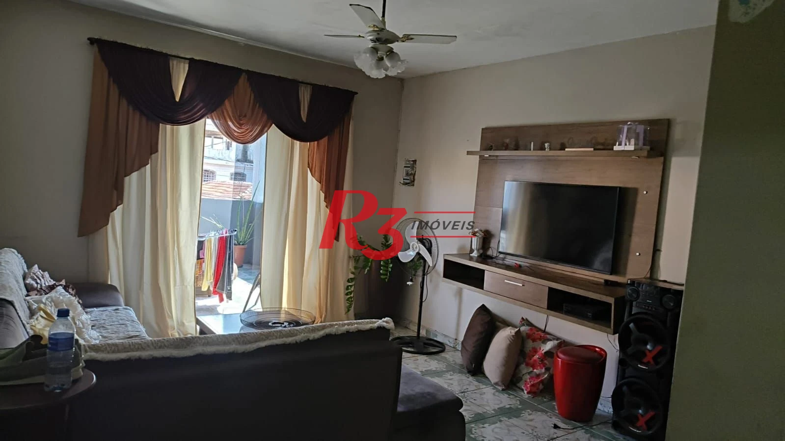 Sobrado com 2 dormitórios à venda, 303 m² por R$ 880.000,00 - Vila Nova - Cubatão/SP