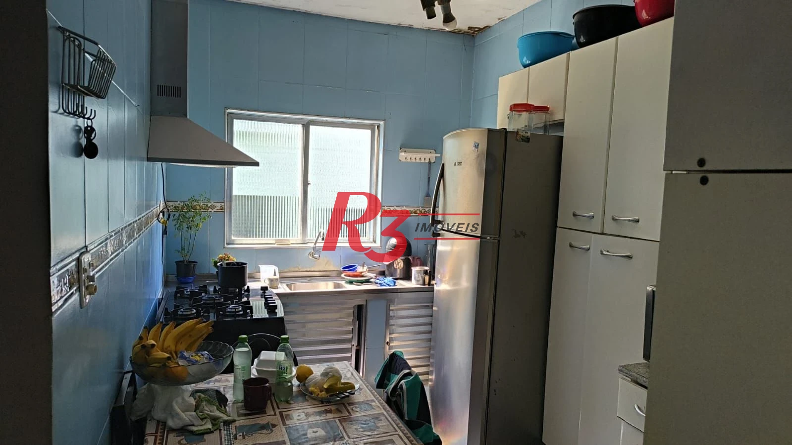 Sobrado com 2 dormitórios à venda, 303 m² por R$ 880.000,00 - Vila Nova - Cubatão/SP