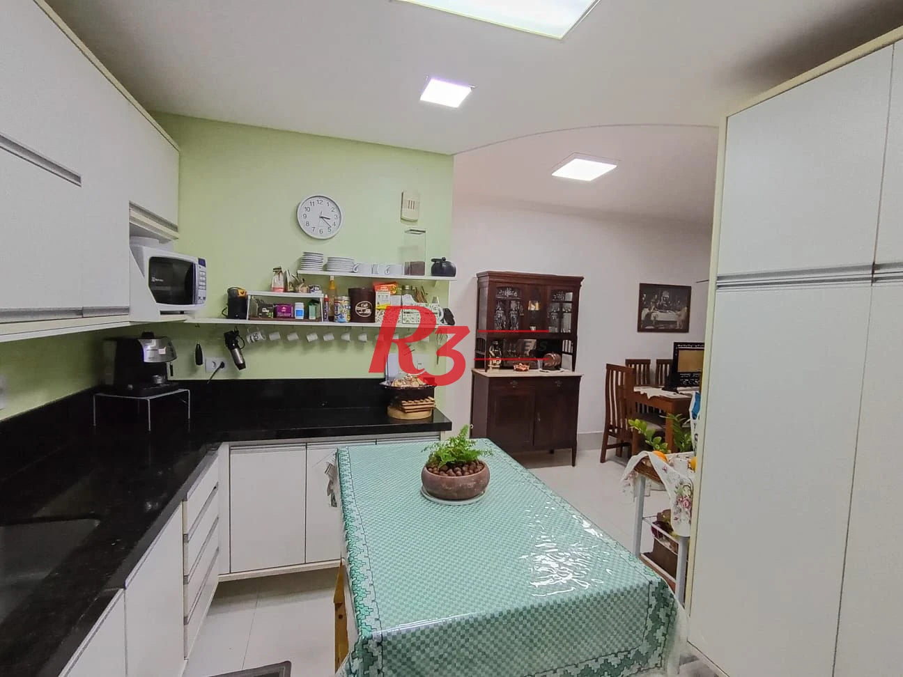 Apartamento com 3 dormitórios à venda, 98 m² por R$ 780.000,00 - Aparecida - Santos/SP