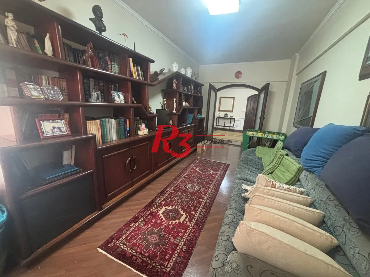 Apartamento a venda com 4 dormitórios sendo 3 suítes no coração do gonzaga / Santos SP