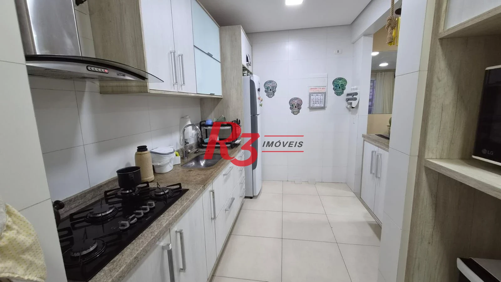 Apartamento com 2 dormitórios à venda, 77 m² por R$ 830.000,00 - Marapé - Santos/SP