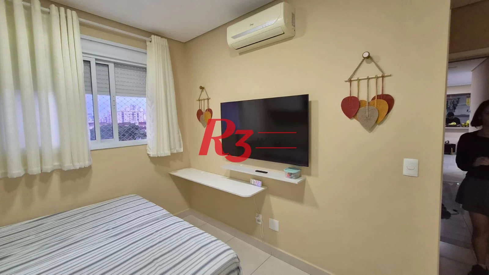Apartamento com 2 dormitórios à venda, 77 m² por R$ 830.000,00 - Marapé - Santos/SP