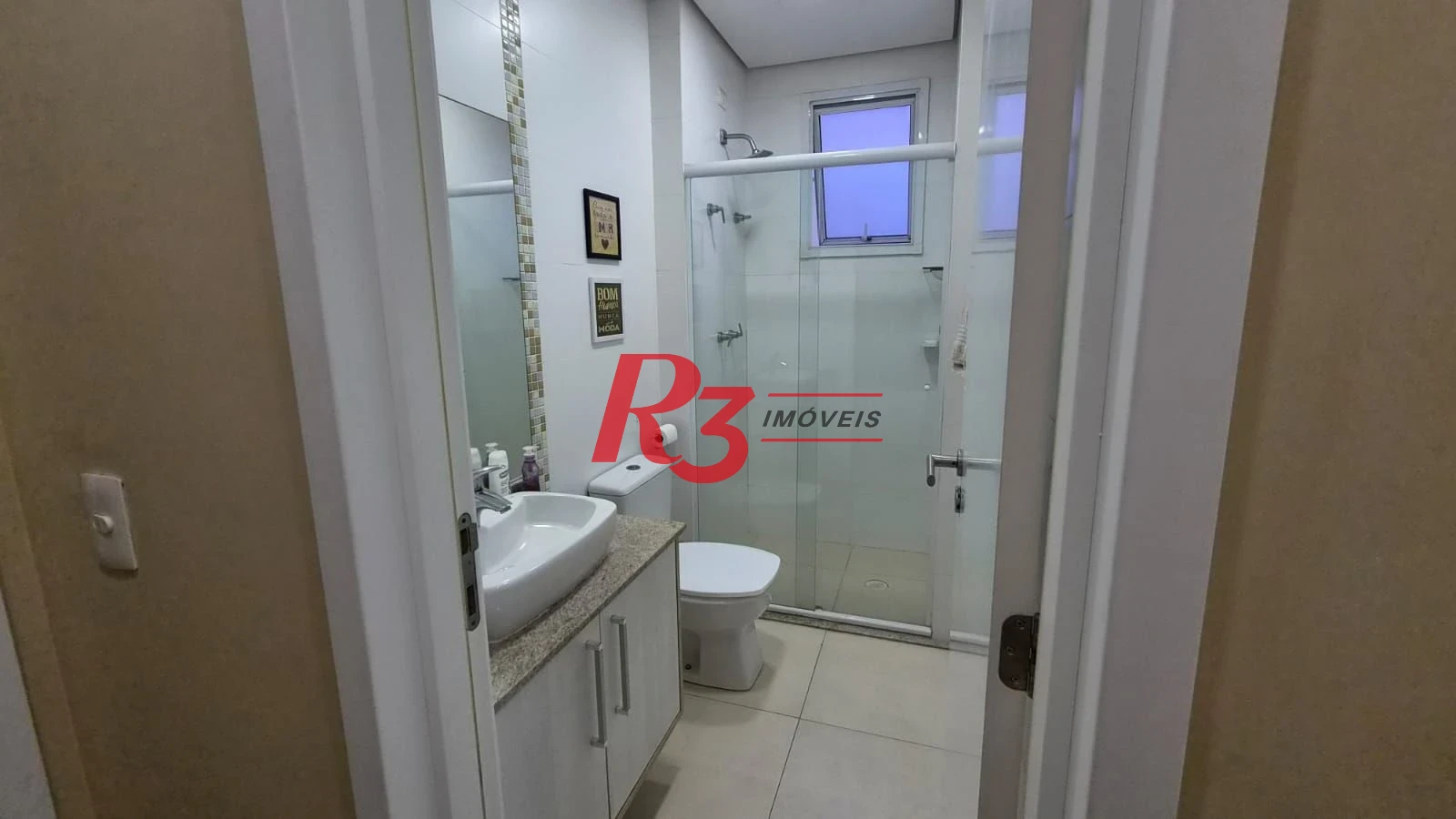 Apartamento com 2 dormitórios à venda, 77 m² por R$ 830.000,00 - Marapé - Santos/SP