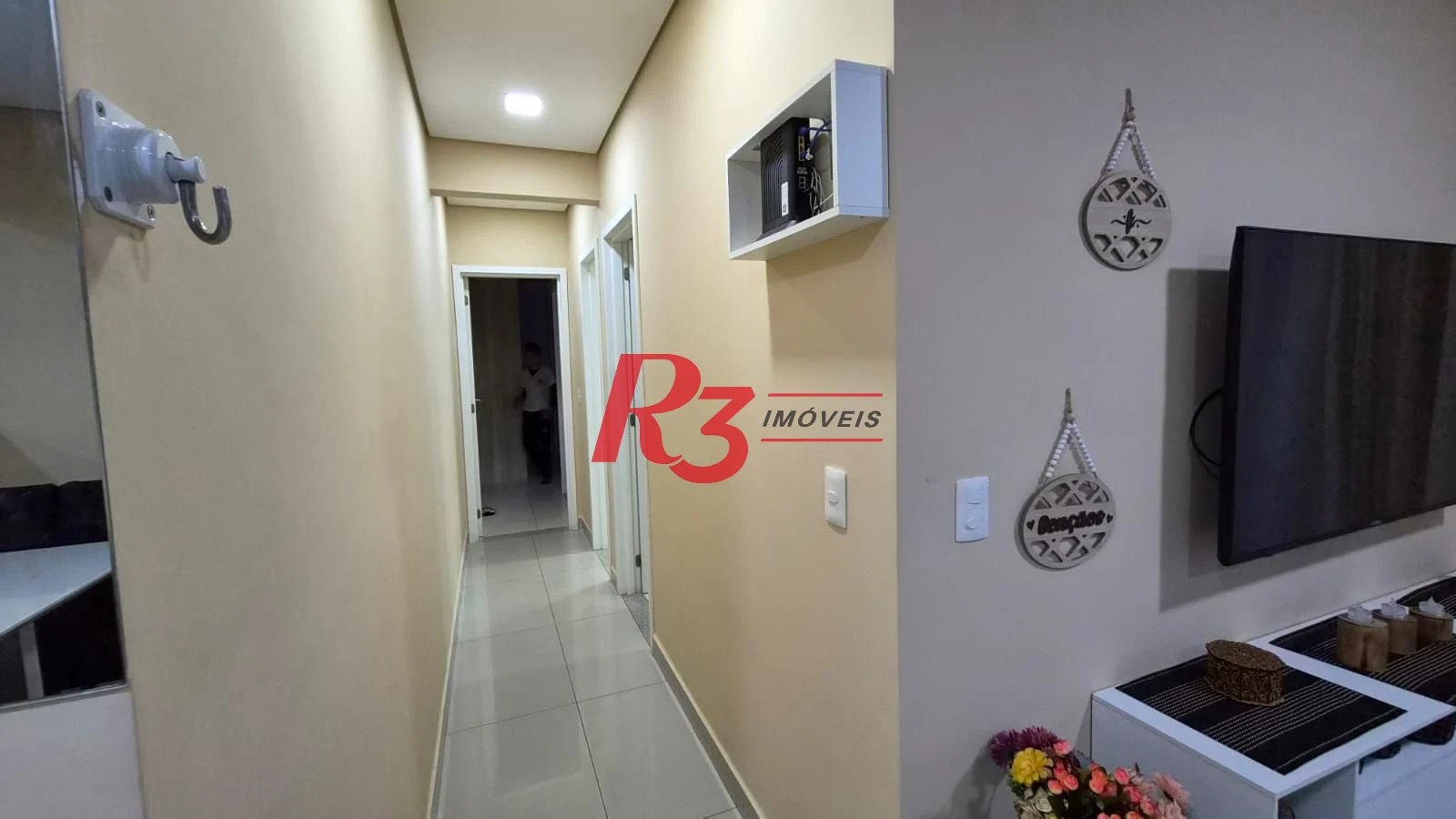 Apartamento com 2 dormitórios à venda, 77 m² por R$ 830.000,00 - Marapé - Santos/SP