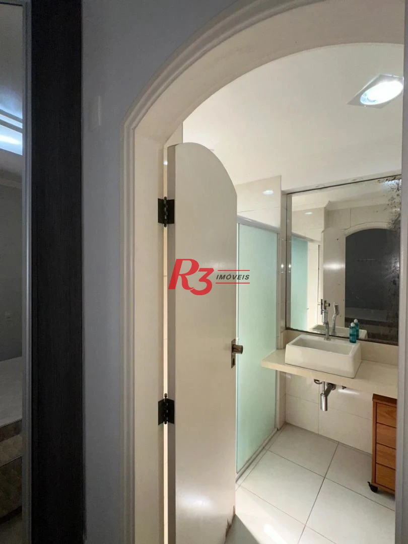 Flat no Gonzaga-Santos, Localização Privilegiada !!!