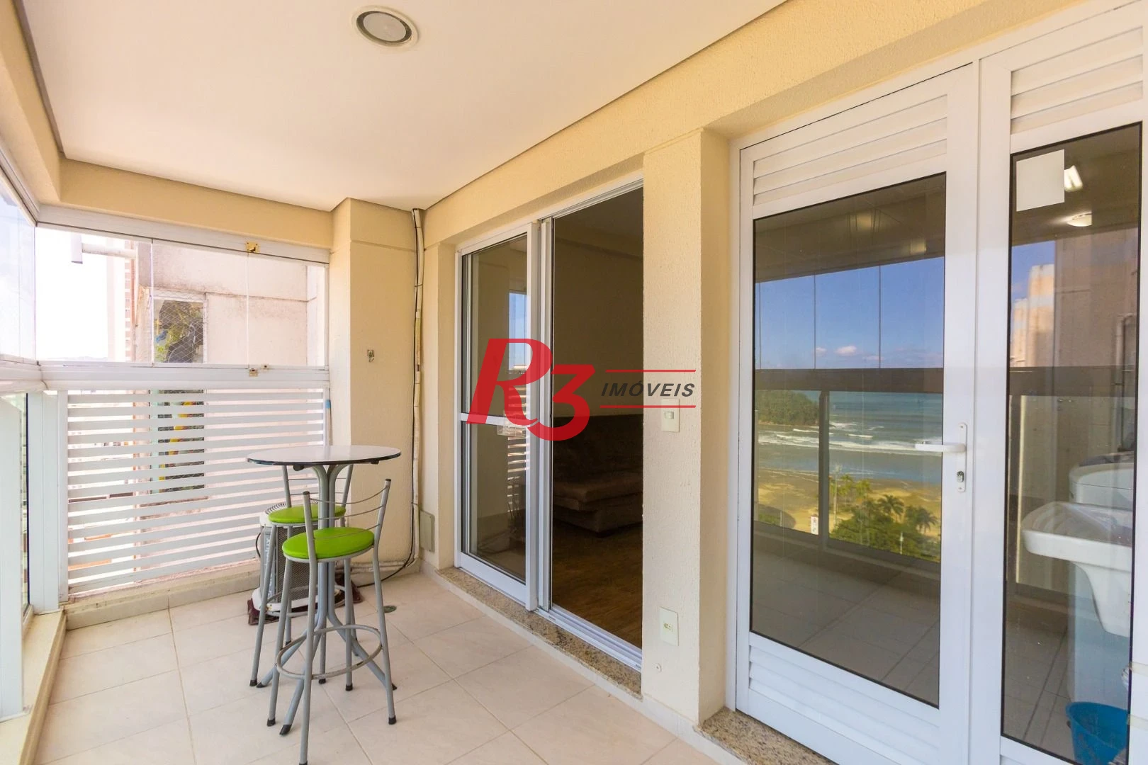 Apartamento para alugar, 45 m² por R$ 4.000,00/mês - José Menino - Santos/SP