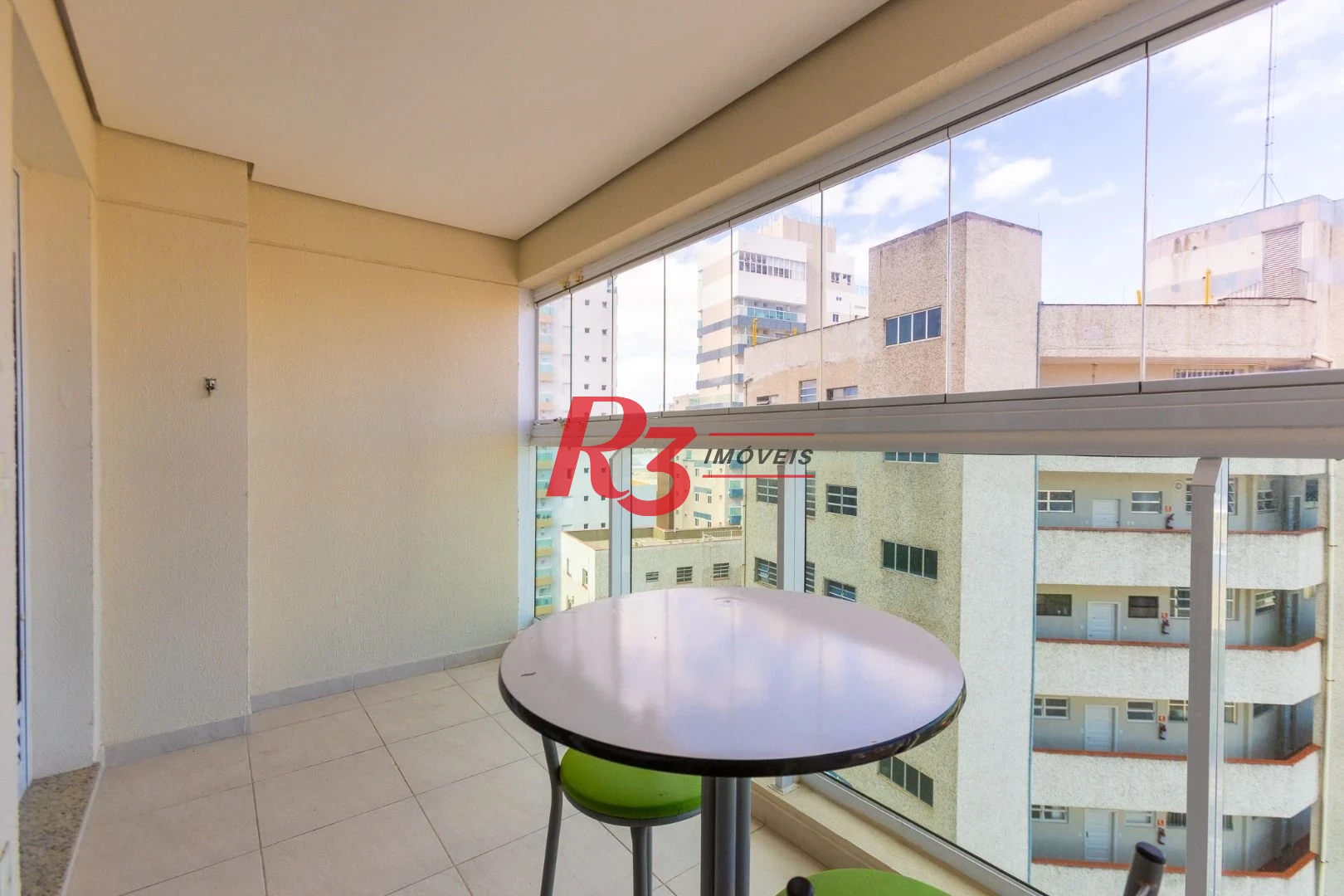 Apartamento para alugar, 45 m² por R$ 4.000,00/mês - José Menino - Santos/SP