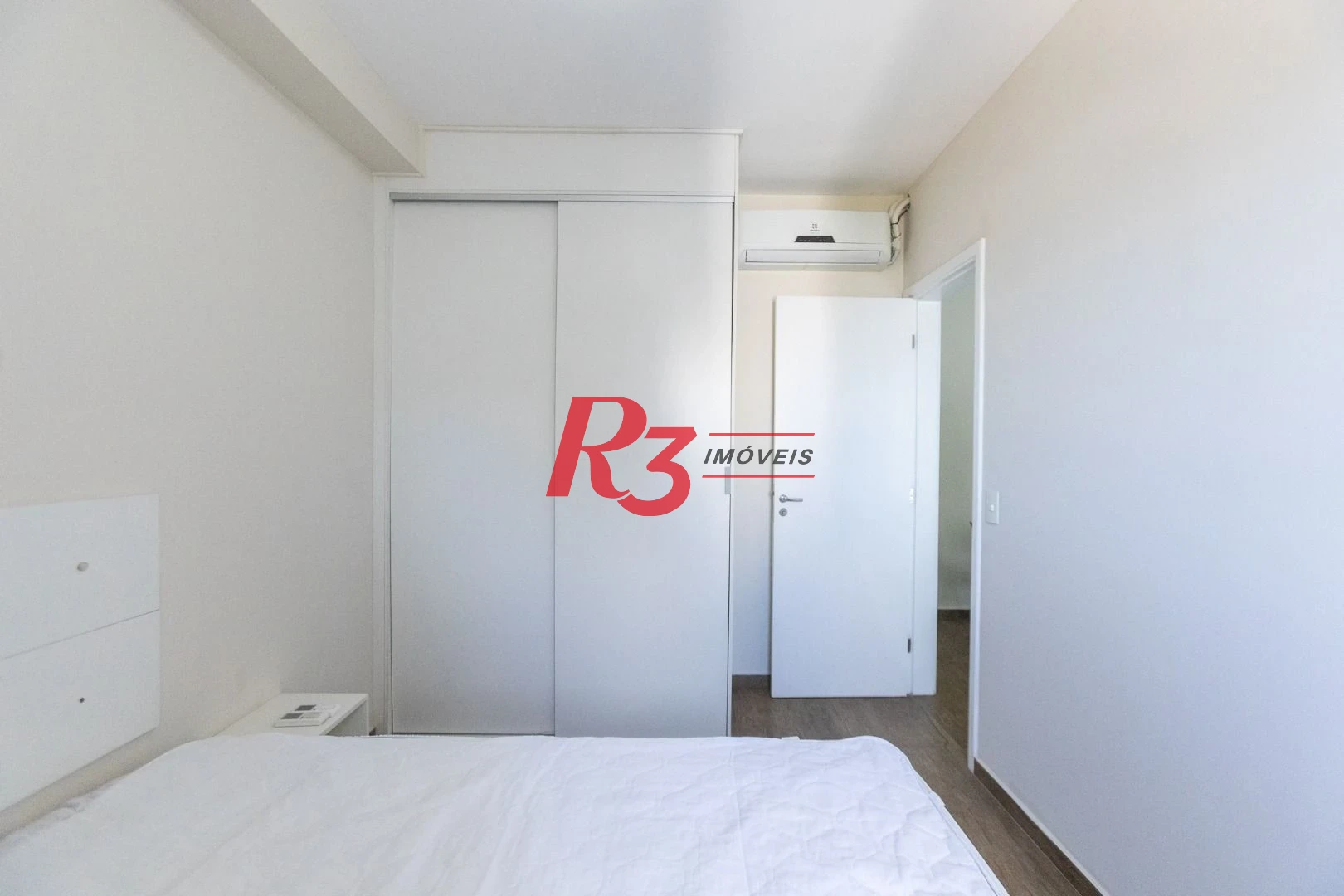 Apartamento para alugar, 45 m² por R$ 4.000,00/mês - José Menino - Santos/SP