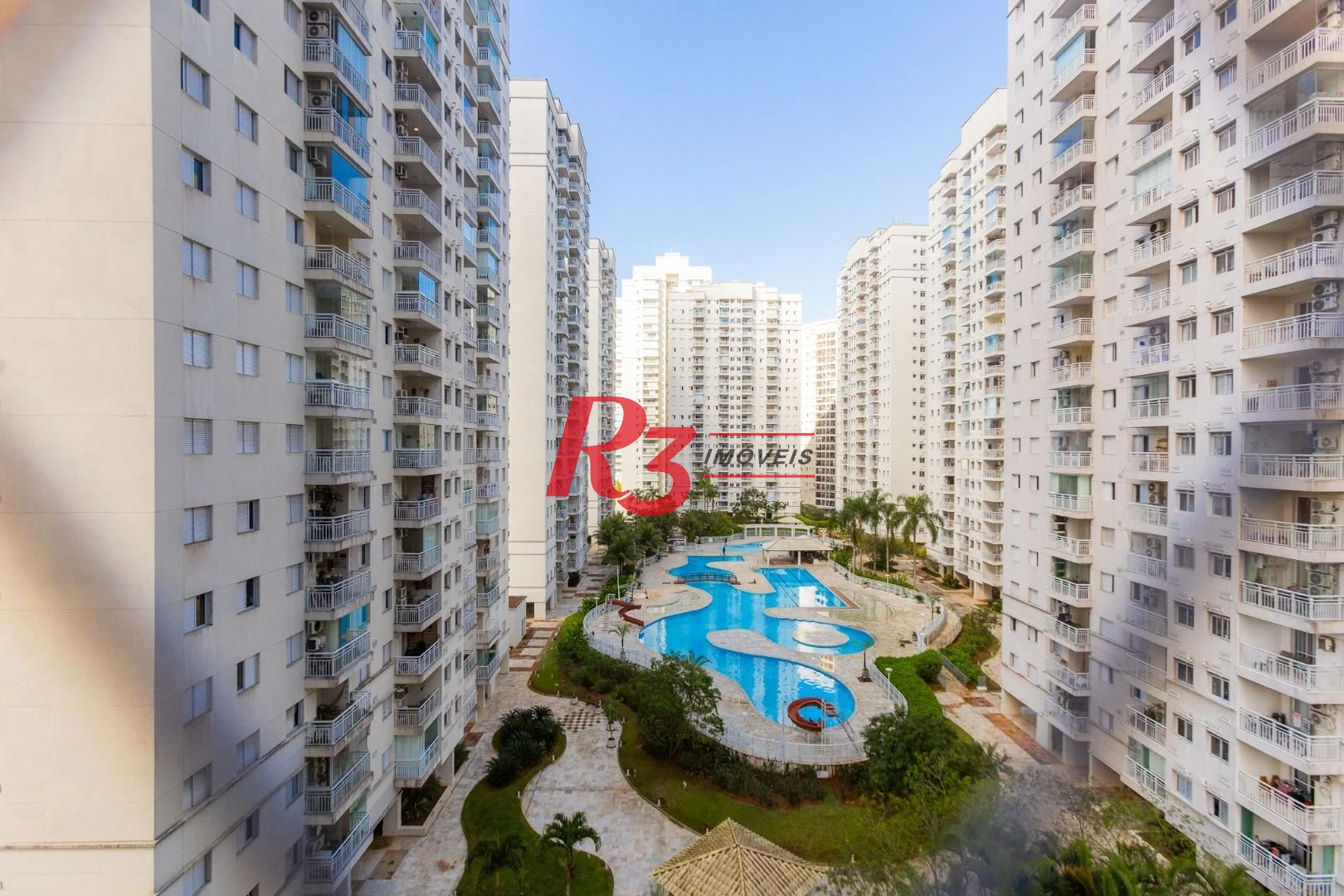 Apartamento com 3 dormitórios à venda, 83 m² por R$ 825.000,00 - Marapé - Santos/SP