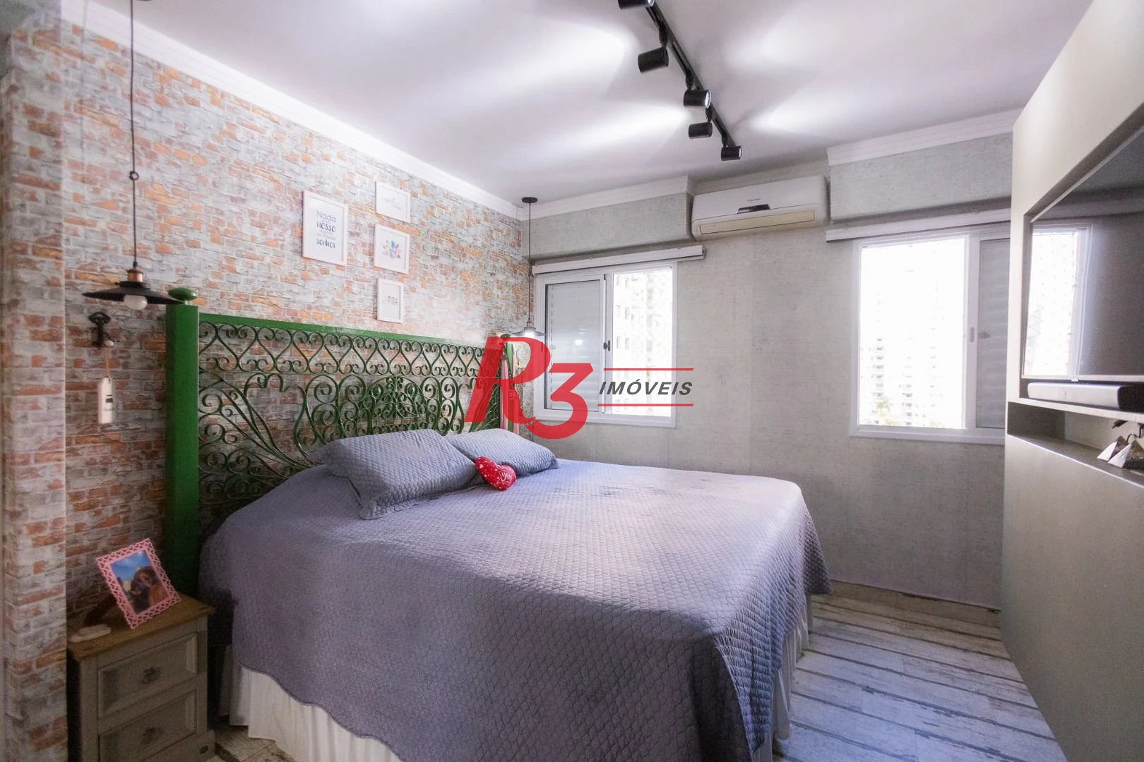 Apartamento com 3 dormitórios à venda, 83 m² por R$ 825.000,00 - Marapé - Santos/SP