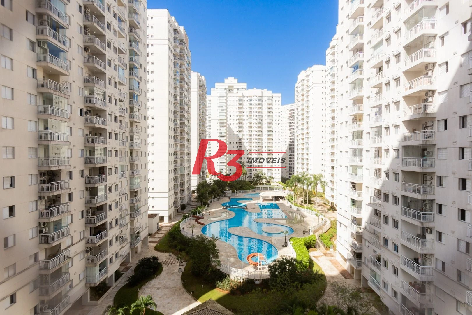 Apartamento com 3 dormitórios à venda, 83 m² por R$ 825.000,00 - Marapé - Santos/SP