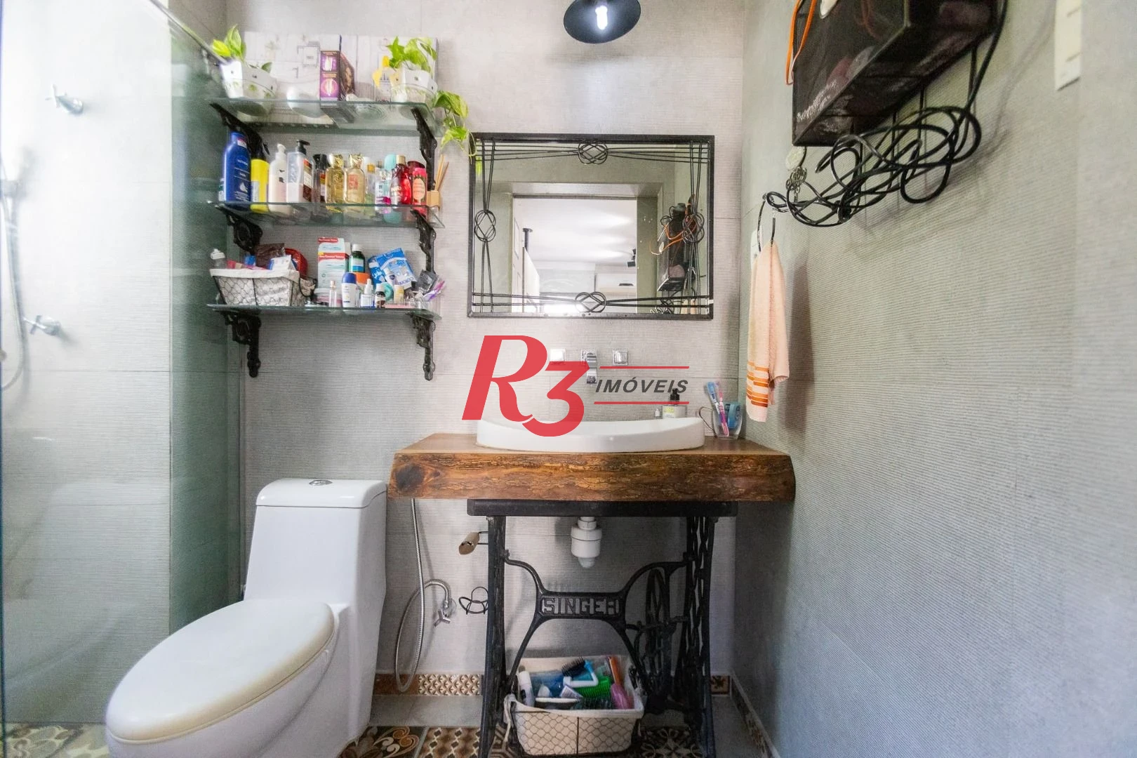 Apartamento com 3 dormitórios à venda, 83 m² por R$ 825.000,00 - Marapé - Santos/SP