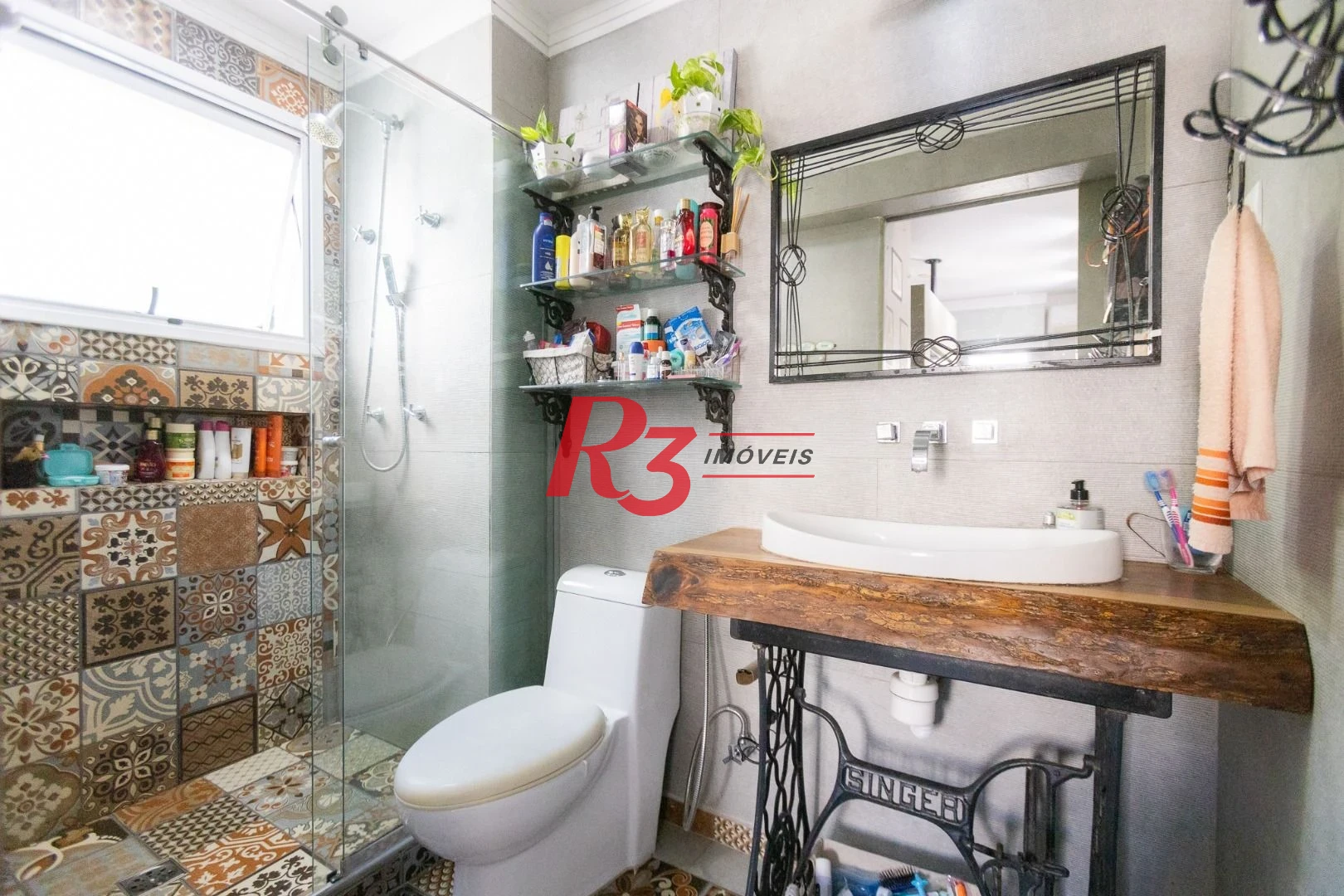 Apartamento com 3 dormitórios à venda, 83 m² por R$ 825.000,00 - Marapé - Santos/SP