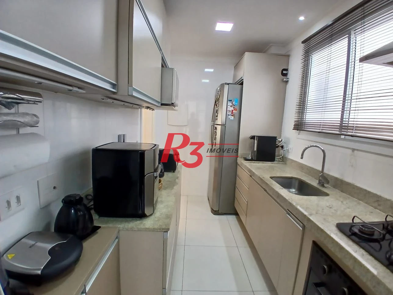 Apartamento com 2 dormitórios à venda, 97 m² por R$ 1.200.000,00 - Canto do Forte - Praia Grande/SP