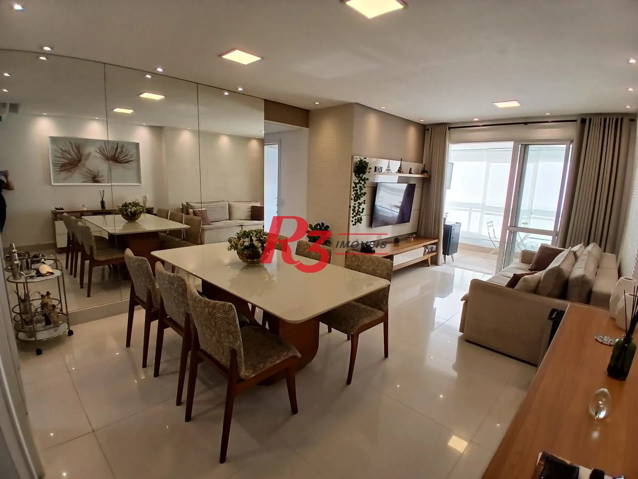 Apartamento com 2 dormitórios à venda, 97 m² por R$ 1.200.000,00 - Canto do Forte - Praia Grande/SP